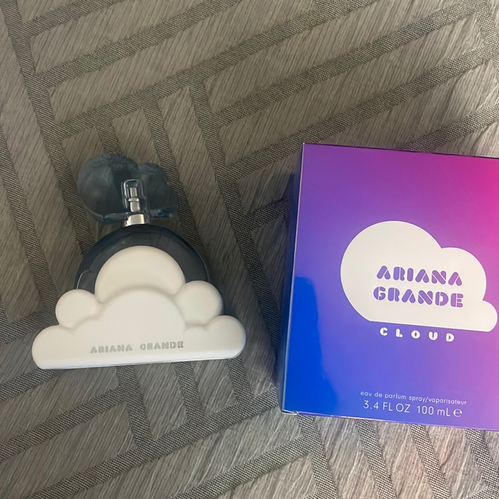 Ariana Grande Cloud perfume 3.4 fl oz
